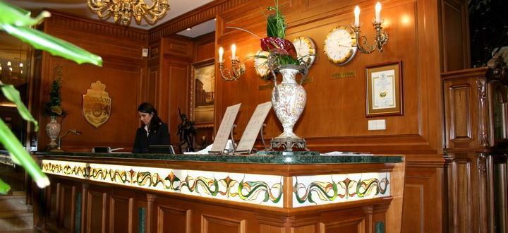 Grand Hotel London Warna Interior foto